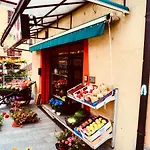Le Quattro Stagioni Lakeview * אקסריה