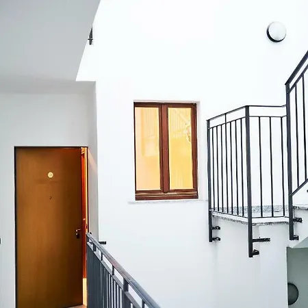 Le Quattro Stagioni Lakeview Apartamento