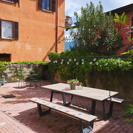 Le Quattro Stagioni Lakeview